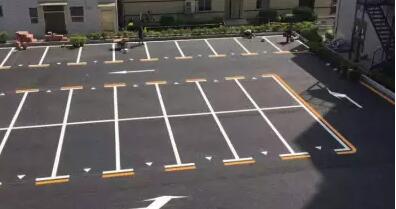 鹽城停車位劃線施工隊？飛揚市政專業(yè)可靠