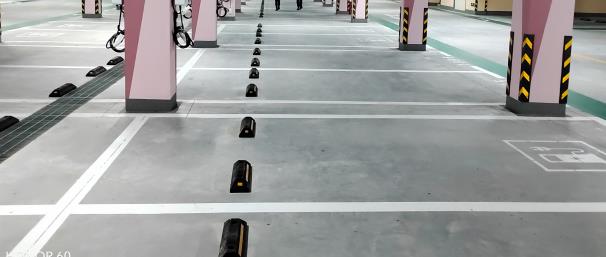 合肥車(chē)位劃線解析，地下車(chē)庫(kù)減速帶設(shè)置原則？