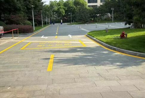 蘇州廠區(qū)地面消防通道劃線的重要性? 蘇州廠區(qū)地面消防通道劃線的重要性?